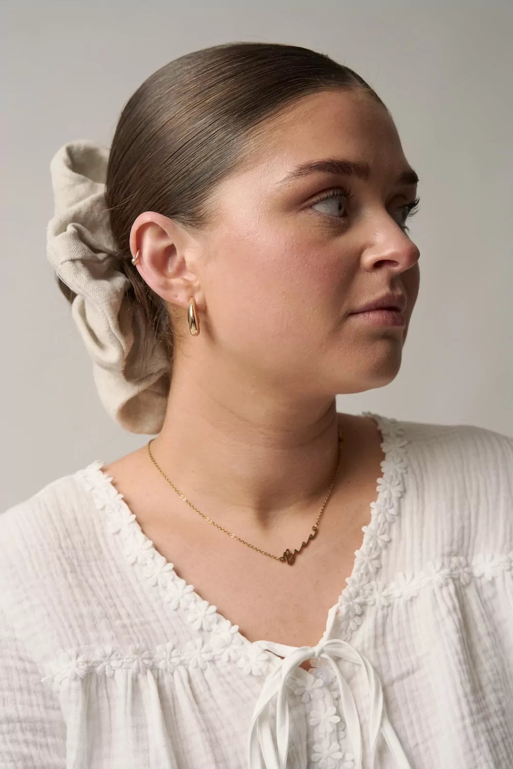 Irish Linen Scrunchie – Pink | Kate Harris Design