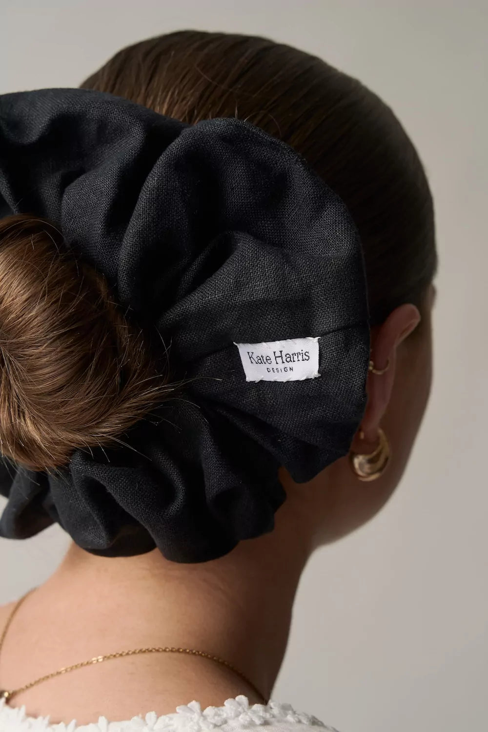Irish Linen Scrunchie – Pink | Kate Harris Design