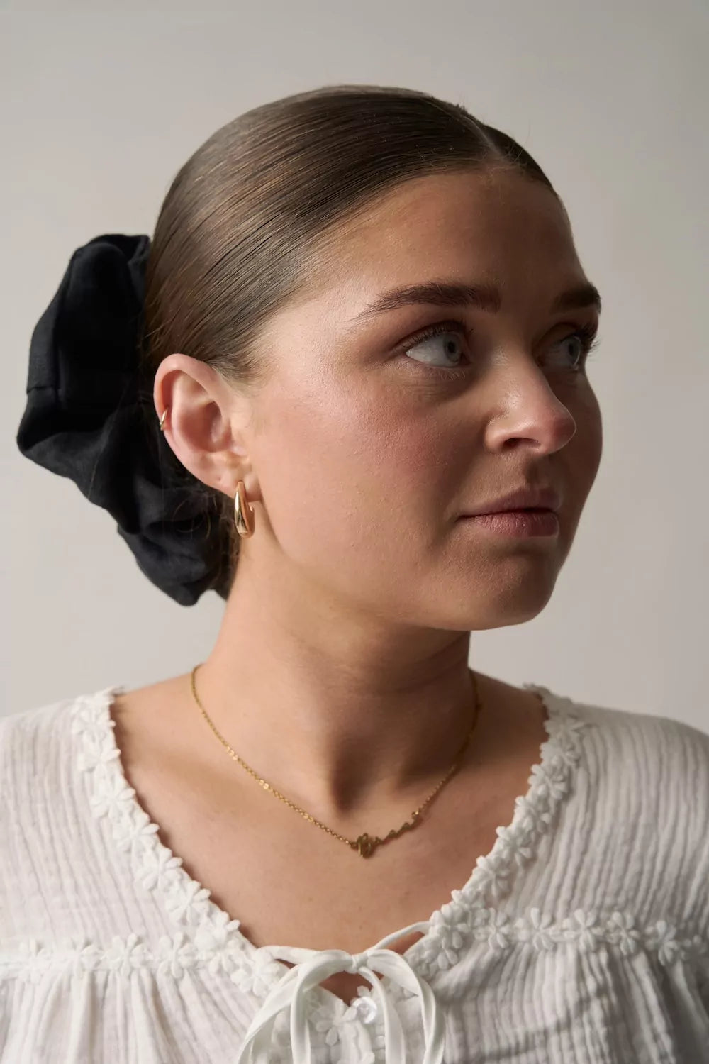 Irish Linen Scrunchie – Pink | Kate Harris Design
