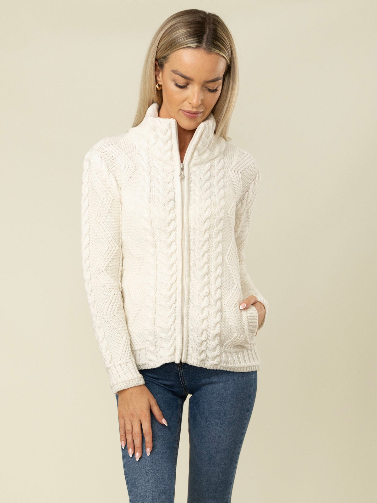 The Claddagh Aran Knit Jacket — Ivory