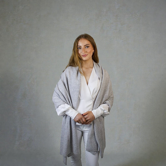 Large Cashmere Wrap – Light Grey